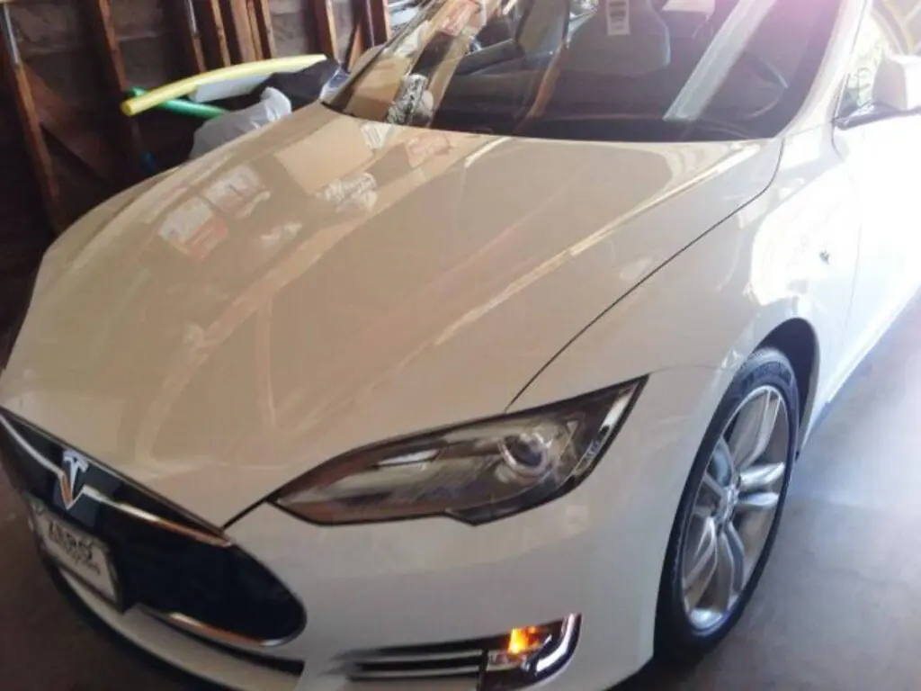 tesla car detailing near me in mesa, az (3)
