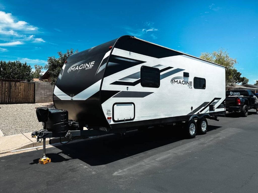 get your rv ready for the summer with rv detailing services (3)