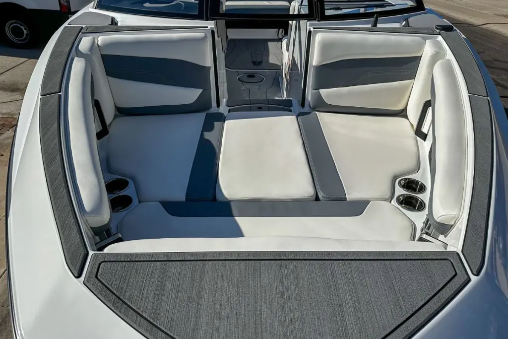 5 common mistakes to avoid when diy detailing your boat (3)