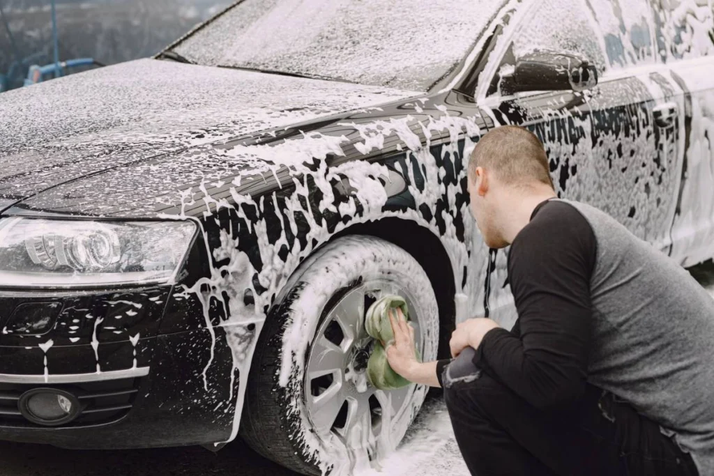 how to maintain a ceramic coated car using a foam cannon for maximum shine (2)