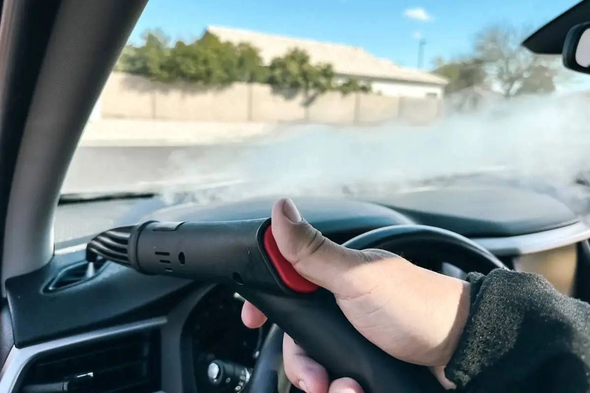 5 signs you need an interior car detailing appointment