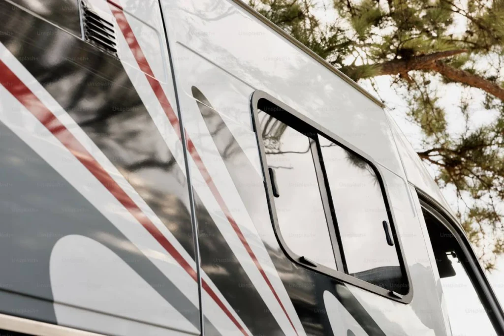 how ceramic coating removes water spots from your rv (2)